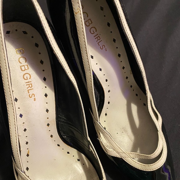 BCBG heels black and white - Picture 3 of 7